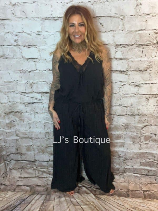 Lydia Wide Leg Elasticated Trousers Best Fits 14-22  "No Returns On Sale Items" - Image 4