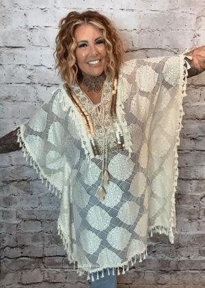 Madelyn luxury kaftan 12-18 *Restocked*