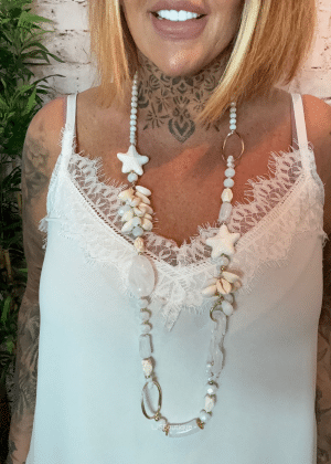 375 White seashell beaded necklace