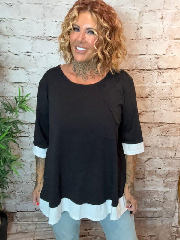 Alice round-neck T-shirt - best fits 16-24