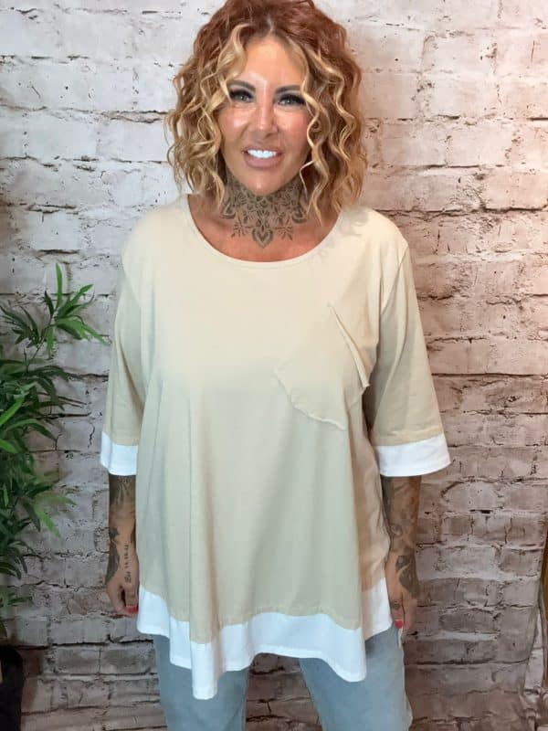 Alice round-neck T-shirt - best fits 16-24 - Image 5