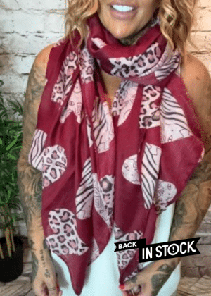 477 Red Wine Hearts Lightweight Scarf